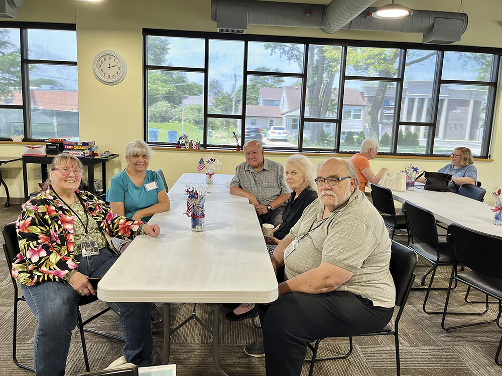 DG-Senior-Center-Photo-1-Lunch-Bunch