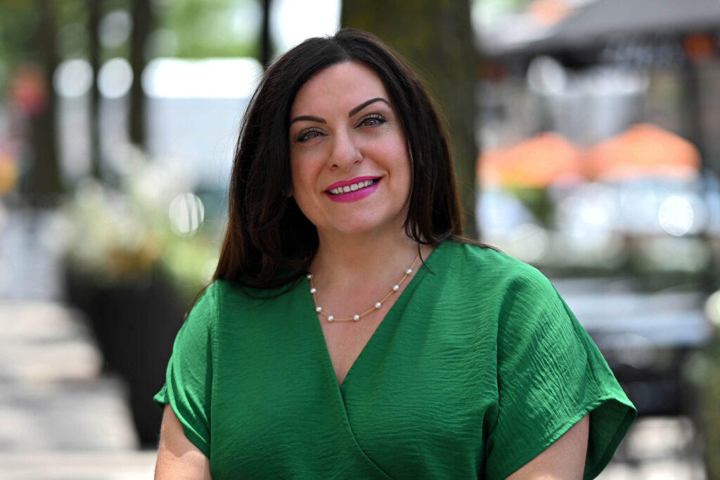 DE_Chamberr-v2-scaled-1