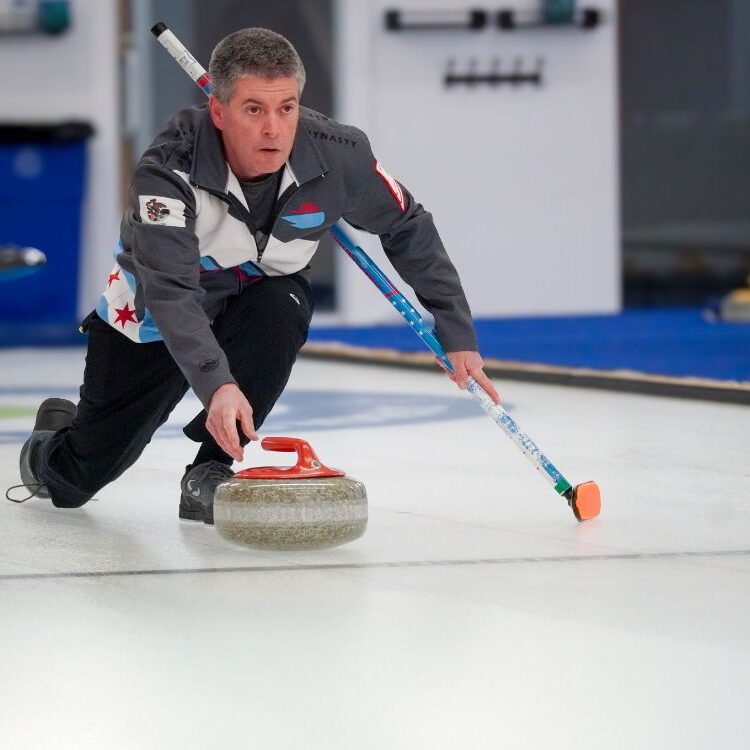 Curling-Main