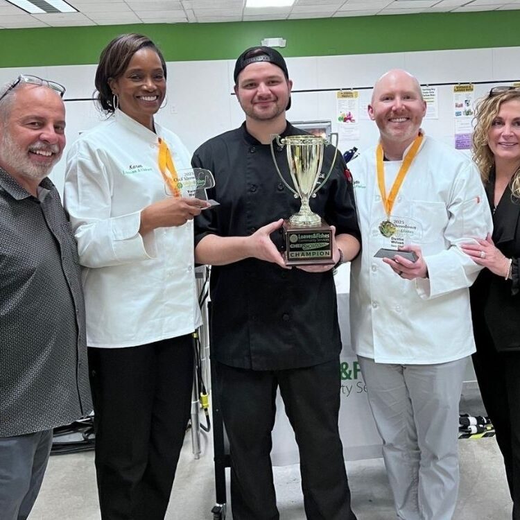 Winners of Chef Showdown 2025: Garry Smith, General Manager, VAI’s Naperville; Karen Wells, Participant Sous Chef, Make-A-Wish Foundation; Kyle Koller, Participant Head Chef, Entourage Naperville; Dustin Wilson, Participant Sous Chef, Wellness House; and Sandy Georganas, Guest and Partner, VAI’s and Entourage Hospitality Group 