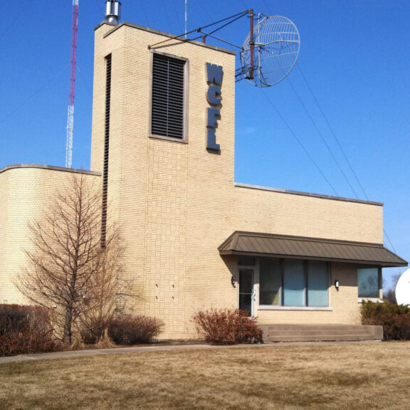 Photo-1-WCFL-Xmitter-Bldg-up-close-Photo-courtesy-of-J.R.-Russ-scaled-1