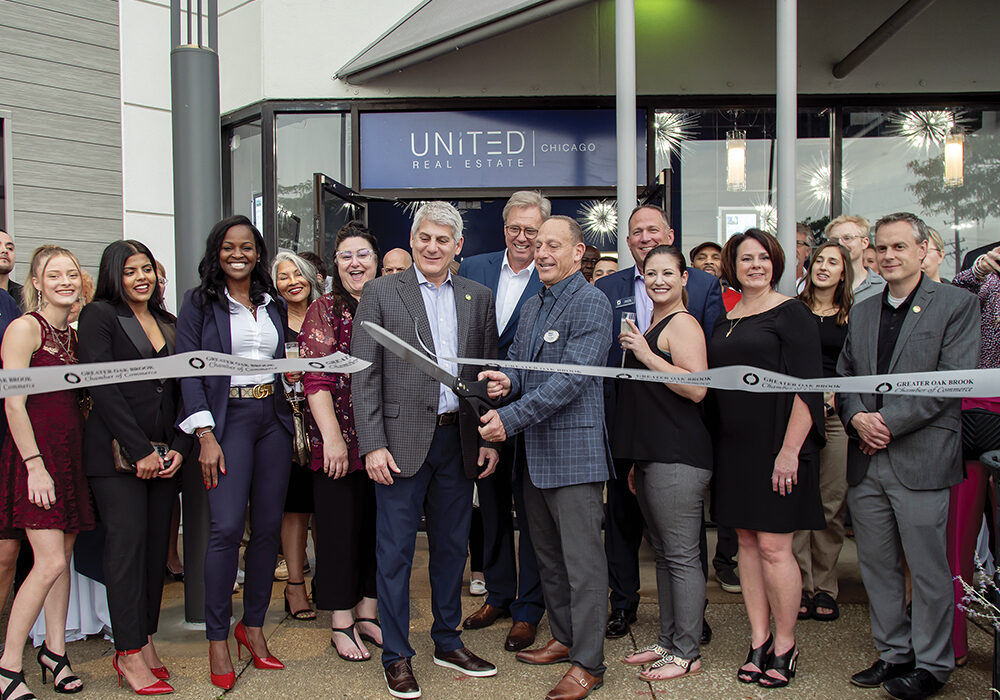 United Real Estate Chicago celebrated its grand opening in Oak Brook with a ribbon cutting ceremony. The Greater Oak Brook Chamber of Commerce and Oak Brook Village President, Larry Herman was in attendance among special guests.